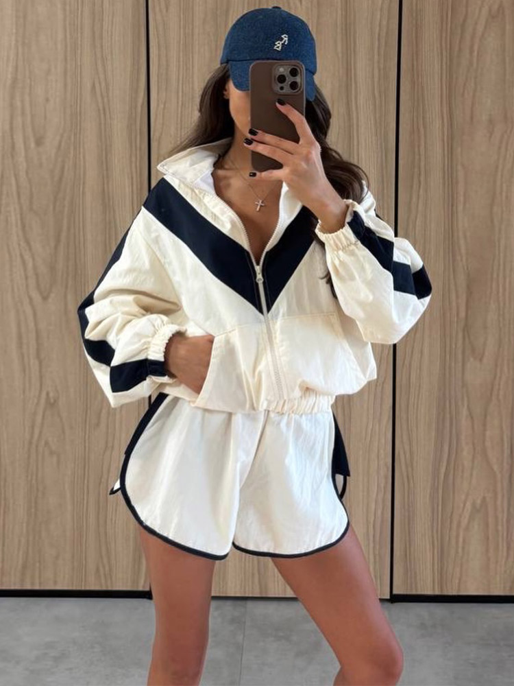 Contrast Shorts Tweedelige Set - Home Office For Two recensie en prijs